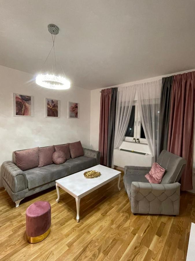 Skyline Apartment Биелина Экстерьер фото