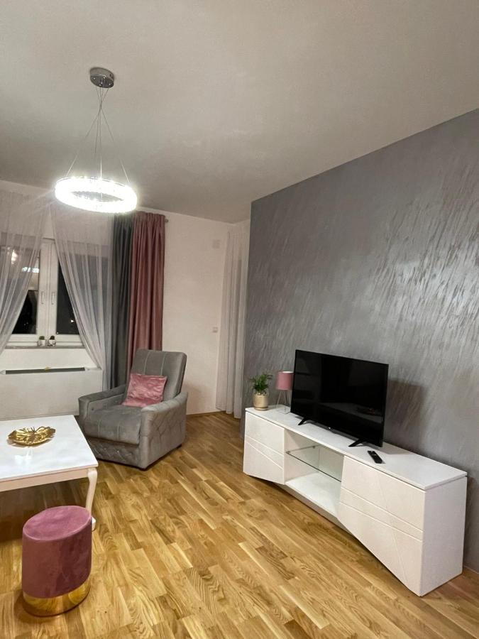 Skyline Apartment Биелина Экстерьер фото