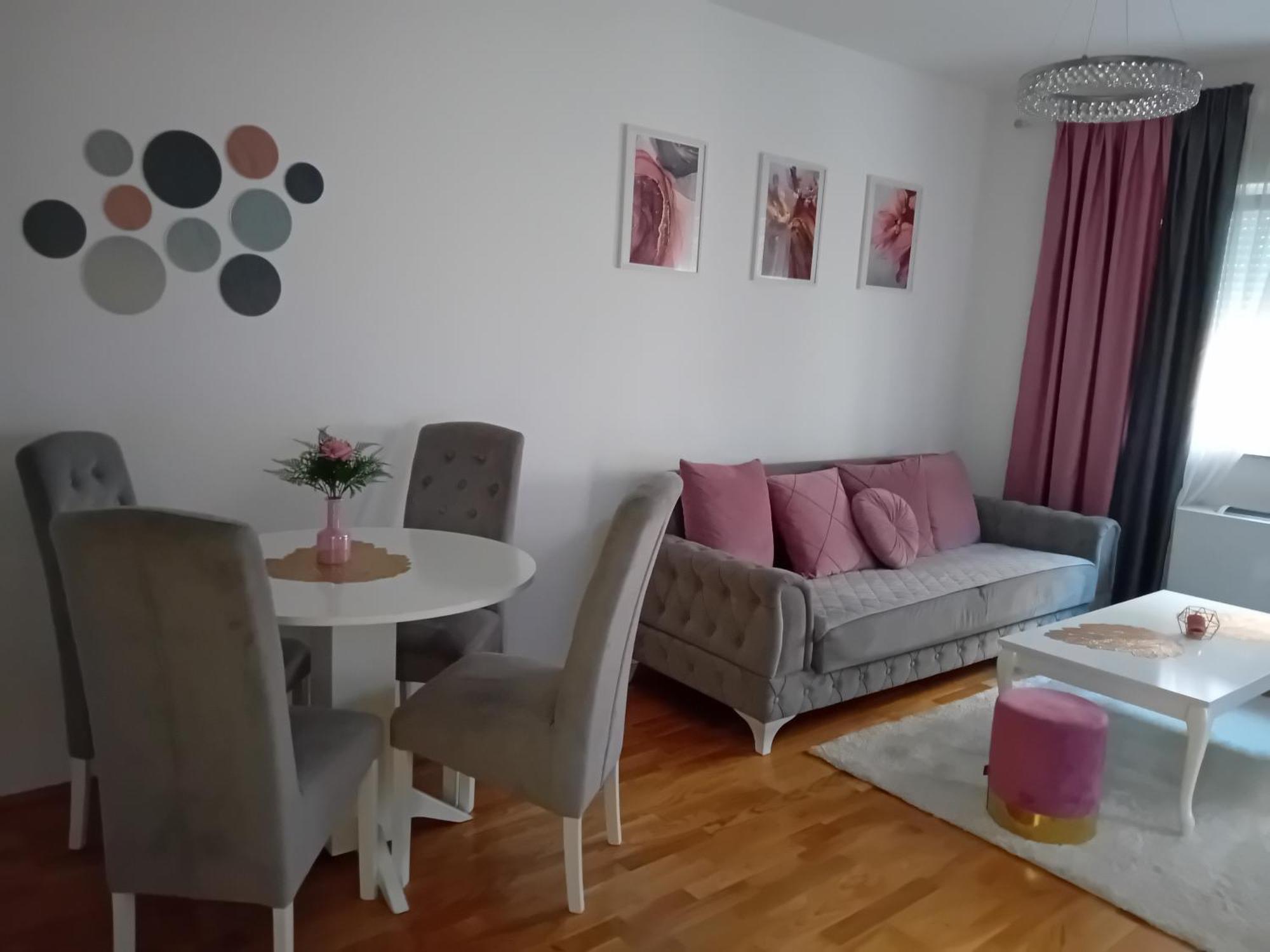 Skyline Apartment Биелина Экстерьер фото