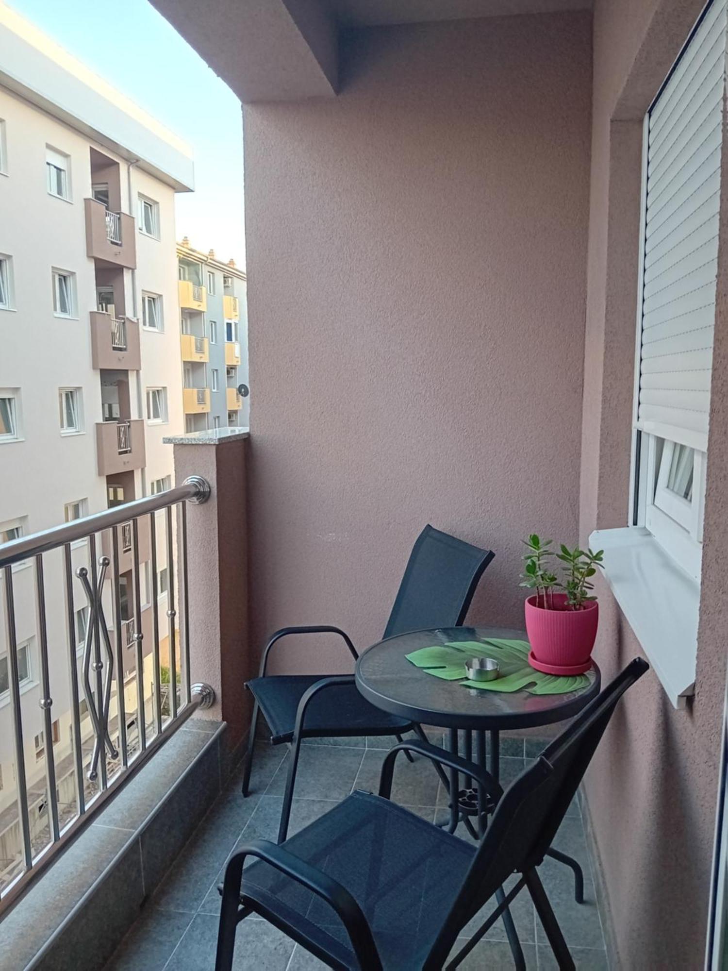 Skyline Apartment Биелина Экстерьер фото